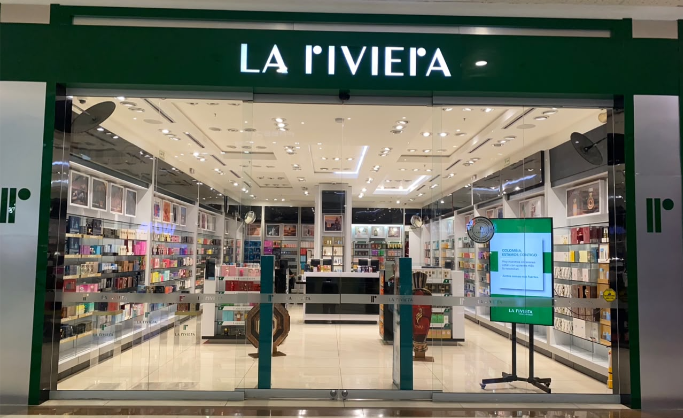 LA RIVIERA